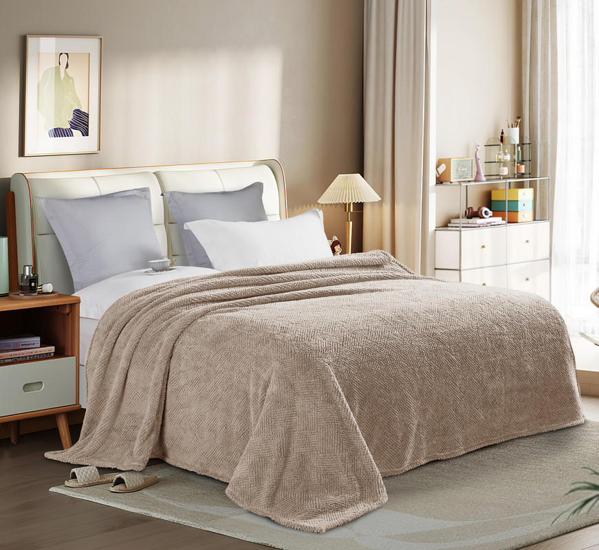 Плед 1.5 спальный 150х200 Cleo Home Gummi Collection однотонное покрывало велсофт, Cleo Home Gummi Collection
Плед 1.5 спальный 150х200 Cleo Home Gummi Collection однотонное покрывало велсофт, Cleo Home Gummi Collection