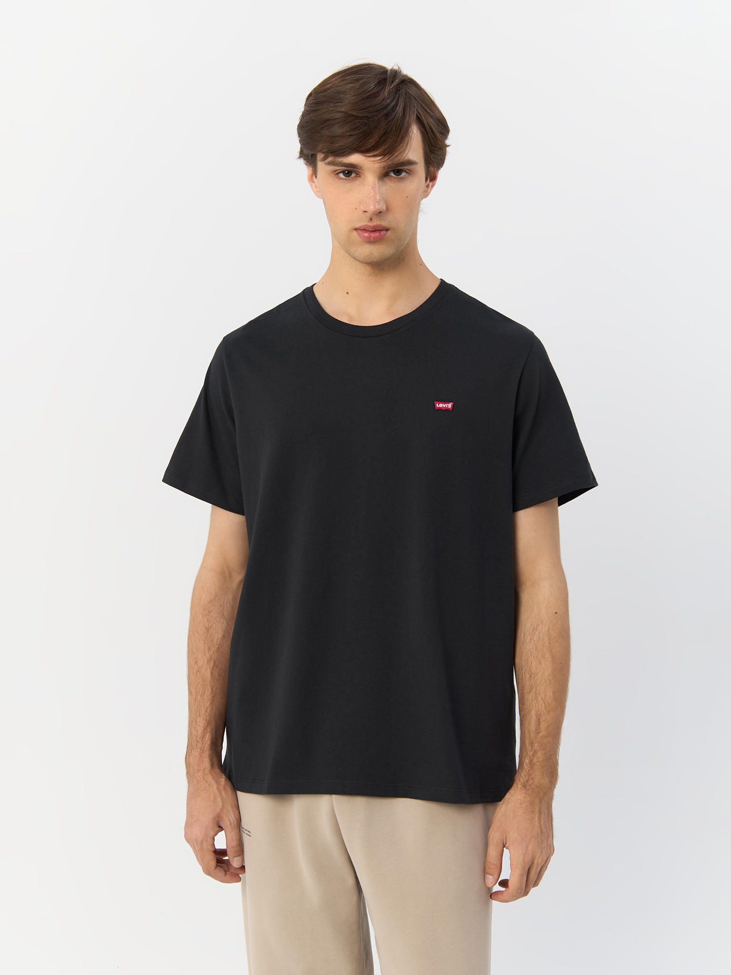 Футболка мужская Levi's Original Housemark Tee 56605-0009 черная XL, Черный, Original Housemark Tee
Футболка мужская Levi's Original Housemark Tee 56605-0009 черная XL, Черный, Original Housemark Tee