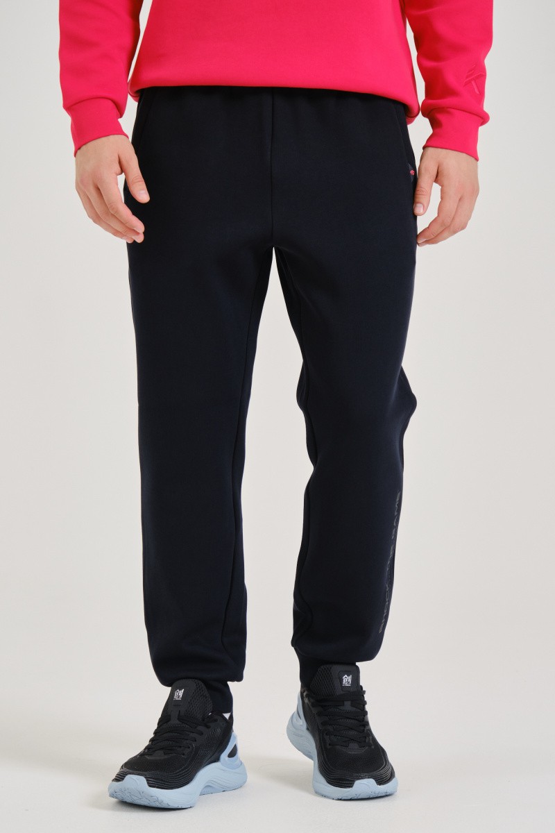 Спортивные брюки мужские Anta 852411310 STG Park Court A-STRETCH SHAPE черные XL, Черный, 852411310 STG Park Court A-STRETCH SHAPE
Спортивные брюки мужские Anta 852411310 STG Park Court A-STRETCH SHAPE черные XL, Черный, 852411310 STG Park Court A-STRETCH SHAPE