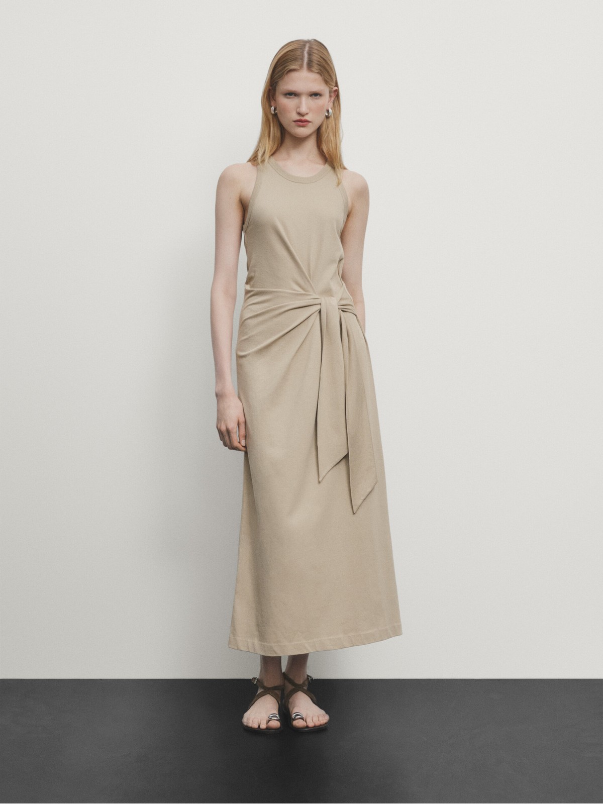 Платье женское Massimo Dutti 6617/543-I2024 бежевое L, Бежевый, 6617/543-I2024
Платье женское Massimo Dutti 6617/543-I2024 бежевое L, Бежевый, 6617/543-I2024