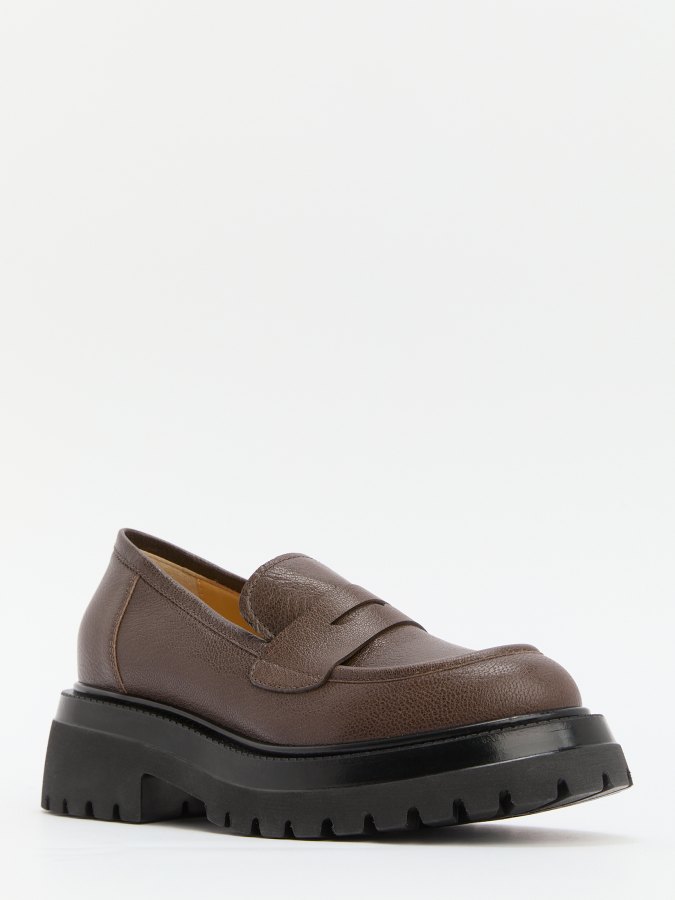 Лоферы женские Giovanni Fabiani Trend W24TR127 коричневые 35 EU, Коричневый, W24TR127
Лоферы женские Giovanni Fabiani Trend W24TR127 коричневые 35 EU, Коричневый, W24TR127