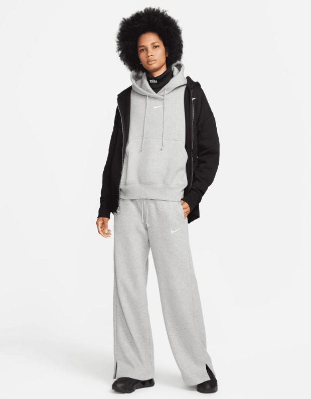 Брюки женские Nike Sportswear Phoenix Fleece DQ5615 серые S, Серый, Sportswear Phoenix Fleece
Брюки женские Nike Sportswear Phoenix Fleece DQ5615 серые S, Серый, Sportswear Phoenix Fleece