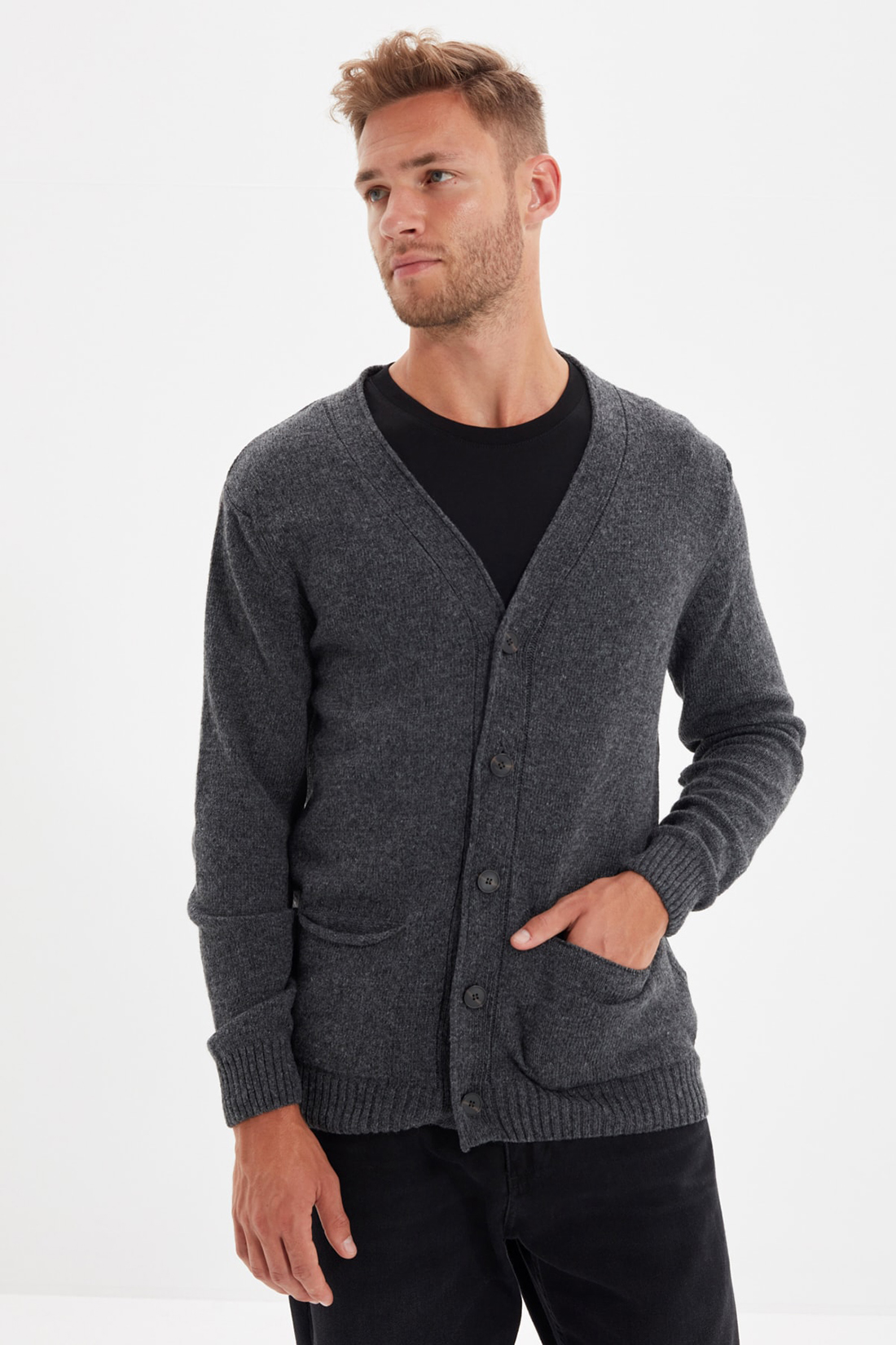 Кардиган мужской Trendyol TMNAW22HI0128 серый L, TMNAW22HI0128 
Кардиган мужской Trendyol TMNAW22HI0128 серый L, TMNAW22HI0128