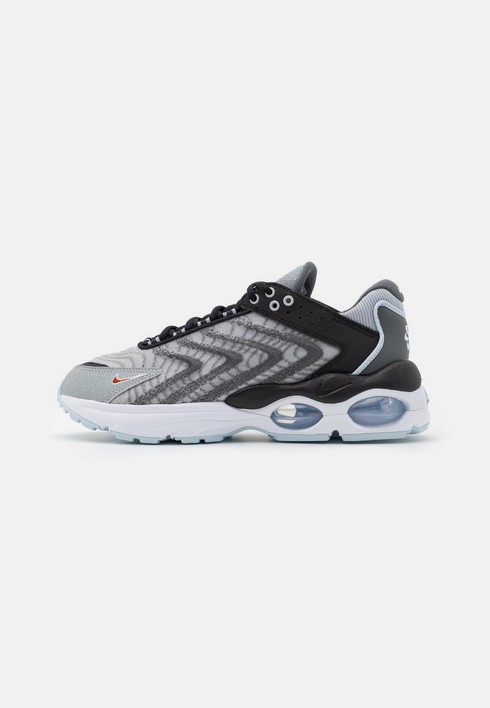 Кроссовки мужские Nike Air Max серые 43 EU (доставка из-за рубежа), Серый, Air Max
Кроссовки мужские Nike Air Max серые 43 EU (доставка из-за рубежа), Серый, Air Max