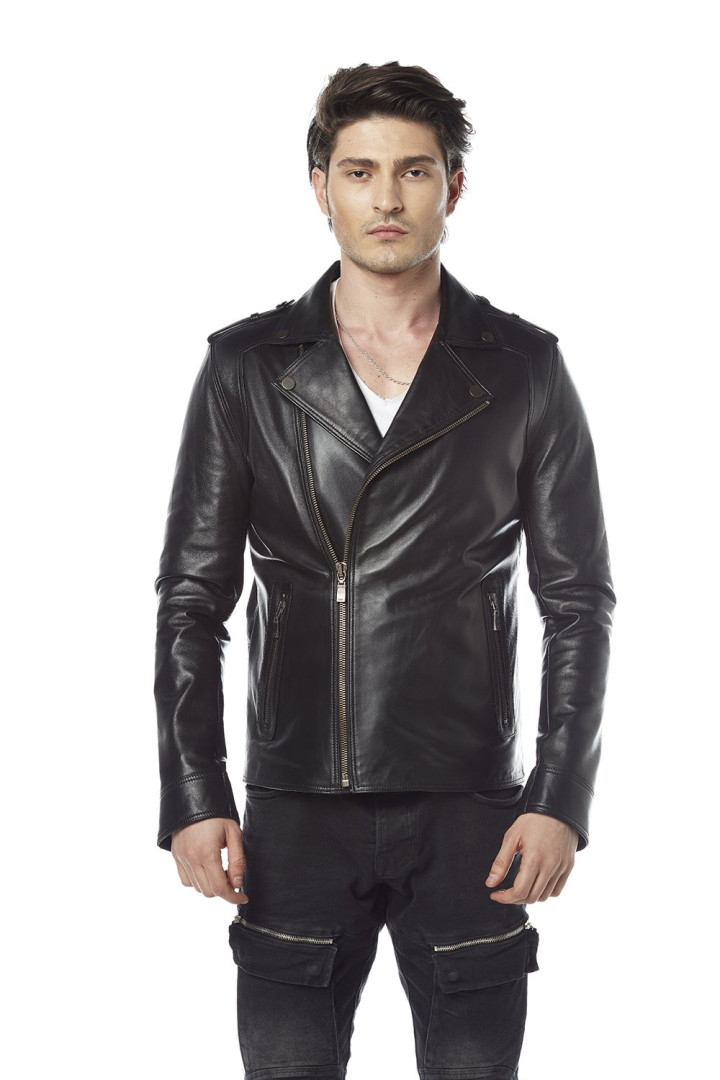 Кожаная куртка мужская Hodore H35-HL02 черная 2XL (товары доставляются из-за рубежа), Черный, H35-HL02
Кожаная куртка мужская Hodore H35-HL02 черная 2XL (товары доставляются из-за рубежа), Черный, H35-HL02