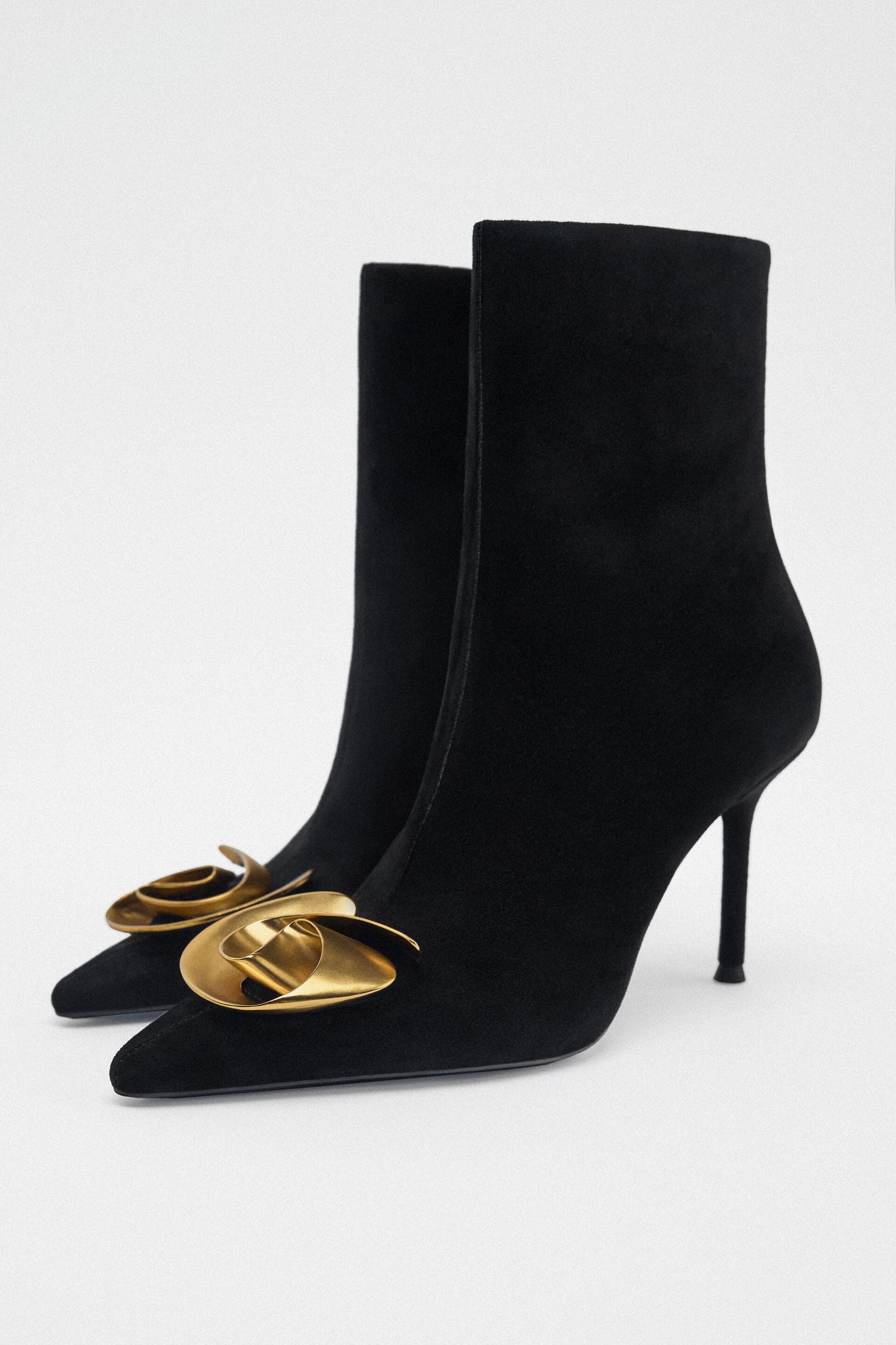 Ботильоны женские ZARA 11100110 черные 38 EU (доставка из-за рубежа), Черный, 11100110
Ботильоны женские ZARA 11100110 черные 38 EU (доставка из-за рубежа), Черный, 11100110