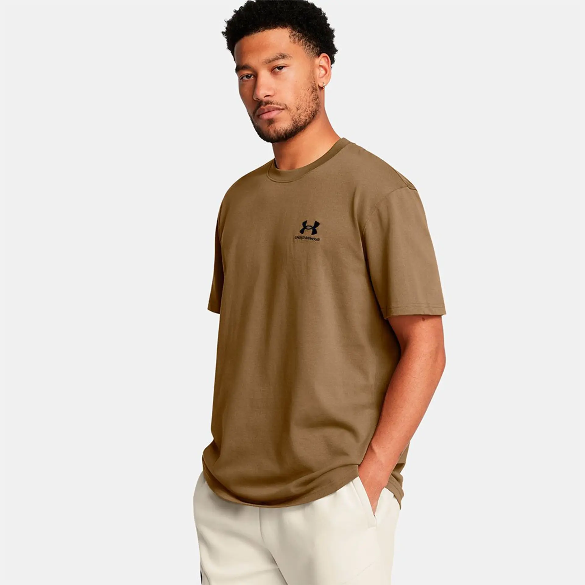 Футболка мужская Under Armour Logo Emb Heavyweight SS 1373997-498 коричневая 3XL, Logo Emb Heavyweight SS
Футболка мужская Under Armour Logo Emb Heavyweight SS 1373997-498 коричневая 3XL, Logo Emb Heavyweight SS