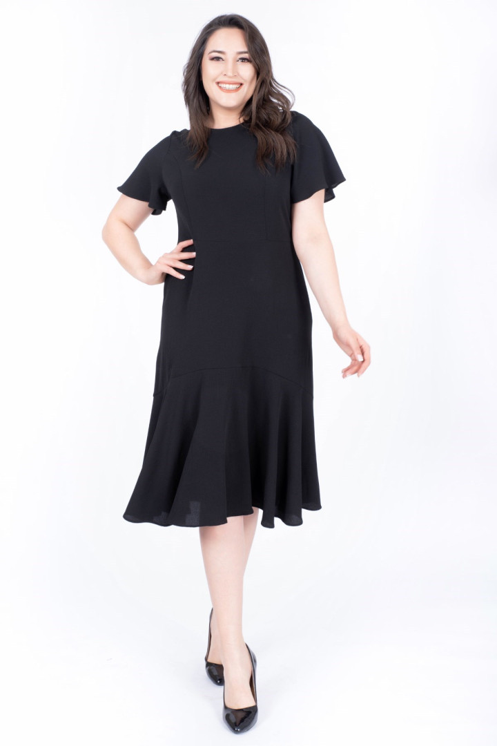 Платье женское My Line Moda 547 черное 40 RU (товары доставляются из-за рубежа), Черный, 547
Платье женское My Line Moda 547 черное 40 RU (товары доставляются из-за рубежа), Черный, 547