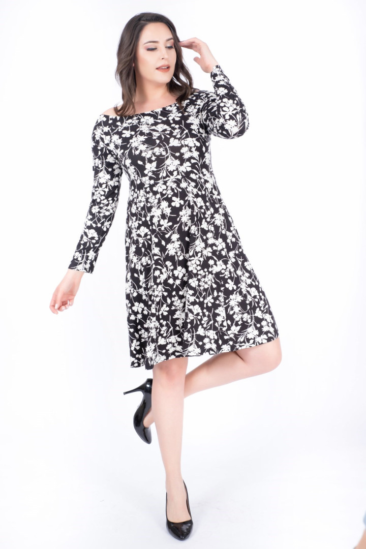 Платье женское My Line Moda 507 черное L (товары доставляются из-за рубежа), Черный, 507
Платье женское My Line Moda 507 черное L (товары доставляются из-за рубежа), Черный, 507