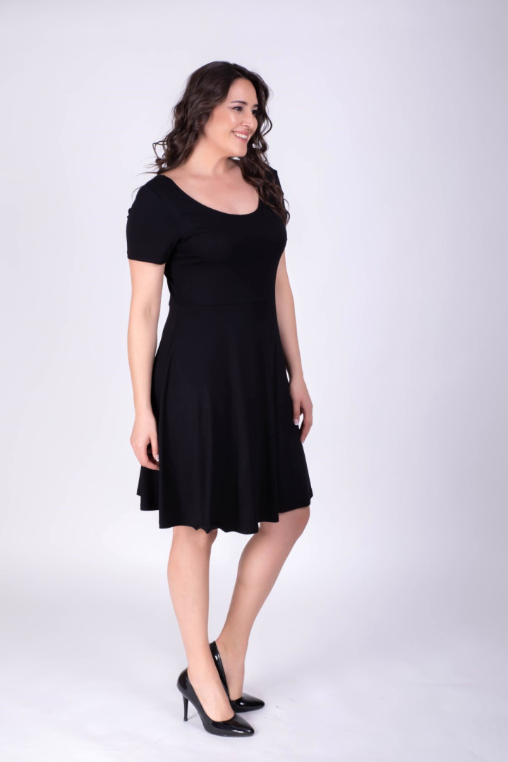 Платье женское My Line Moda 487 черное 2XL (товары доставляются из-за рубежа), Черный, 487
Платье женское My Line Moda 487 черное 2XL (товары доставляются из-за рубежа), Черный, 487