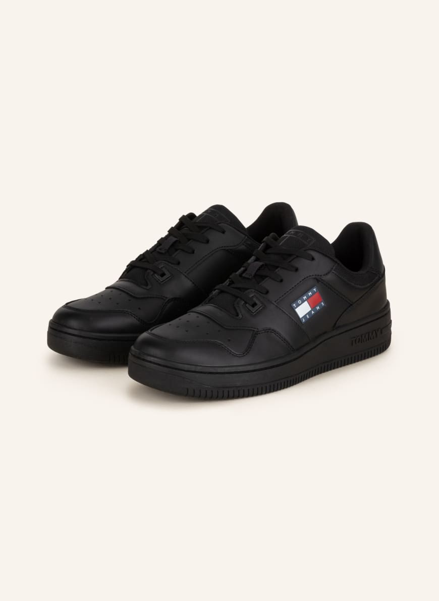 Кроссовки мужские Tommy Jeans 1001326898 черные 41 RU (доставка из-за рубежа), 1001326898
Кроссовки мужские Tommy Jeans 1001326898 черные 41 RU (доставка из-за рубежа), 1001326898