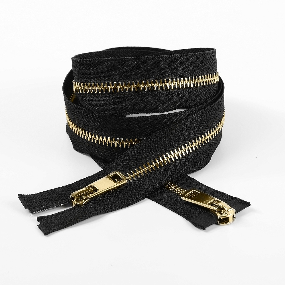 Молния MaxZipper мет. Титан №5 2 замка золото 110см цв.F322 черный уп.1 шт, металлическая, Титан, №5, 2 замка, золото 110 см, черный
Молния MaxZipper мет. Титан №5 2 замка золото 110см цв.F322 черный уп.1 шт, металлическая, Титан, №5, 2 замка, золото 110 см, черный