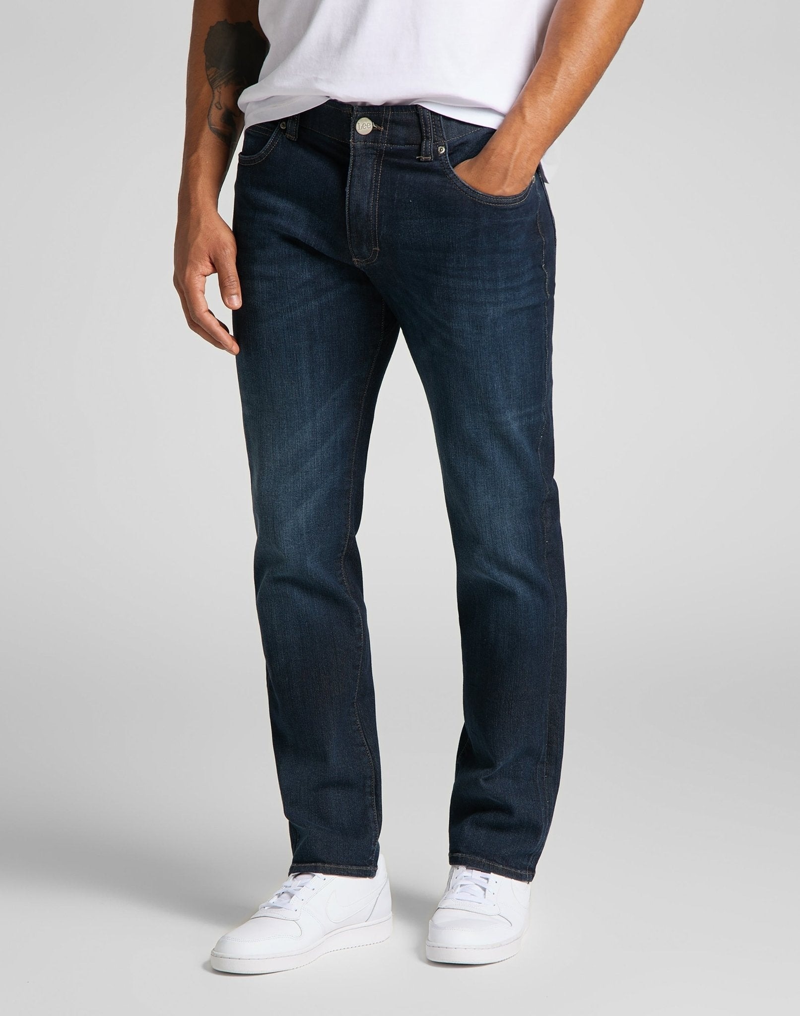 Джинсы мужские Lee Men Straight Fit Xm Jeans синие 32/34, Синий, Men Straight Fit Xm Jeans
Джинсы мужские Lee Men Straight Fit Xm Jeans синие 32/34, Синий, Men Straight Fit Xm Jeans