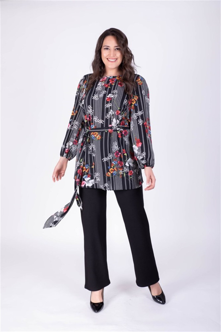 Блуза женская My Line Moda 449 черная 50 RU (товары доставляются из-за рубежа), 449
Блуза женская My Line Moda 449 черная 50 RU (товары доставляются из-за рубежа), 449