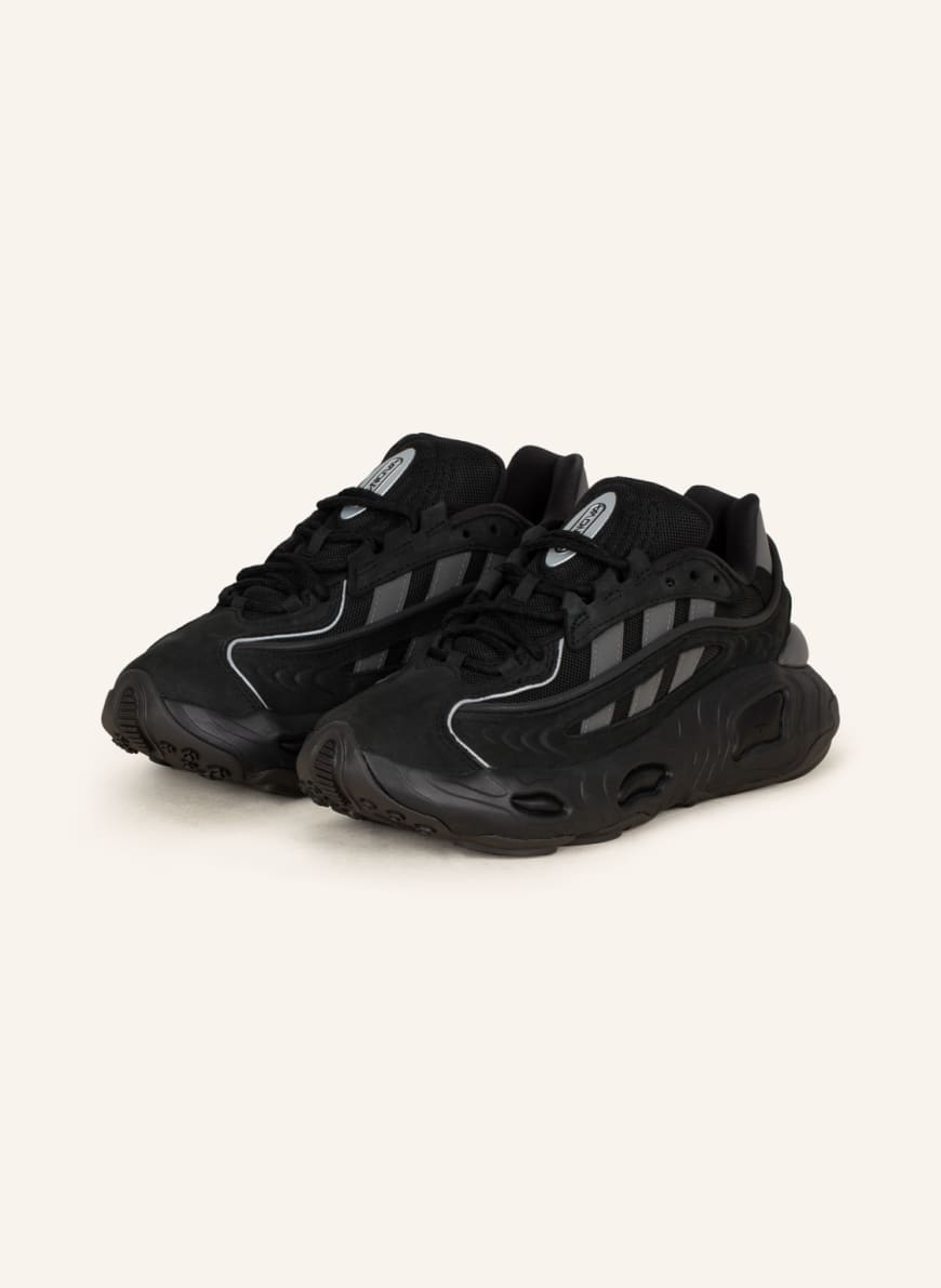 Кроссовки женские Adidas 1001322594 черные 40.5 EU (доставка из-за рубежа), Черный, 1001322594
Кроссовки женские Adidas 1001322594 черные 40.5 EU (доставка из-за рубежа), Черный, 1001322594