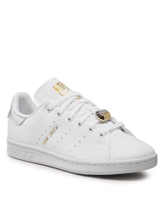 Кеды женские Adidas Stan Smith Shoes HQ4243 белые 36 EU, Белый, Stan Smith Shoes HQ4243
Кеды женские Adidas Stan Smith Shoes HQ4243 белые 36 EU, Белый, Stan Smith Shoes HQ4243
