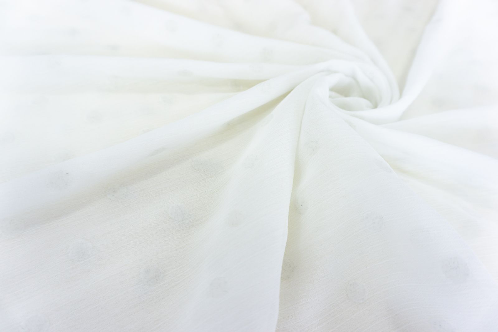 Ткань UNOFABRIC 2200532666547 шифон бархат в горошек. Ткань для шитья 100x145 см, Белый
Ткань UNOFABRIC 2200532666547 шифон бархат в горошек. Ткань для шитья 100x145 см, Белый