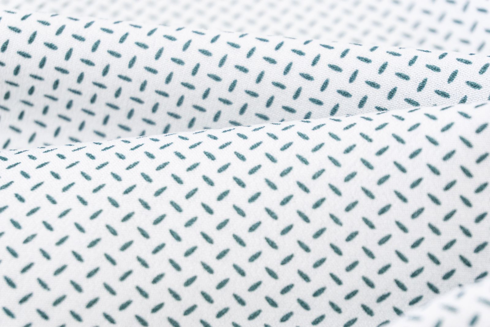 Ткань UNOFABRIC 0620-26 штапель мелкий узор зеленый. Ткань для шитья 100x140 см
Ткань UNOFABRIC 0620-26 штапель мелкий узор зеленый. Ткань для шитья 100x140 см