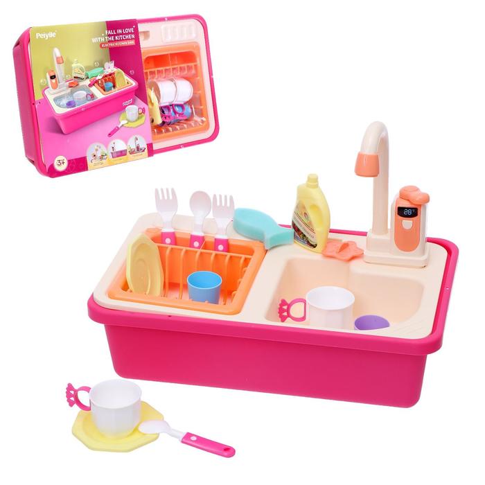 фото Детская кухня кнр раковина с набором,, вода из крана бежит zy1082976