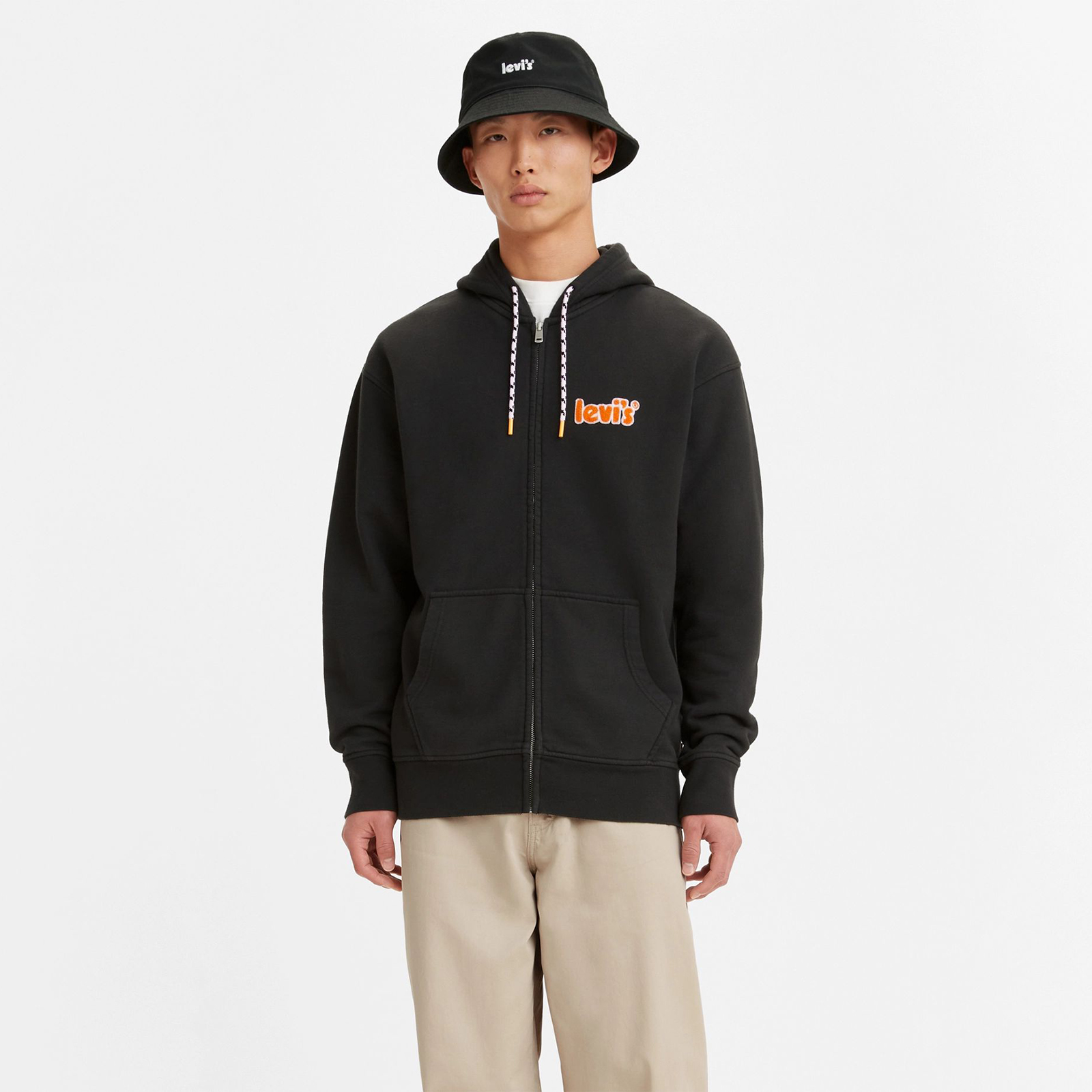 Толстовка мужская Levi's Men Relaxed T2 Graphic Zipup Hoodie черная S, Men Relaxed T2 Graphic Zipup Hoodie
Толстовка мужская Levi's Men Relaxed T2 Graphic Zipup Hoodie черная S, Men Relaxed T2 Graphic Zipup Hoodie