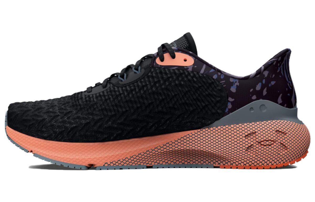 Кроссовки унисекс Under Armour HOVR Machina 3 Clone RLA черные 40.5 EU, Черный, HOVR Machina 3 Clone RLA
Кроссовки унисекс Under Armour HOVR Machina 3 Clone RLA черные 40.5 EU, Черный, HOVR Machina 3 Clone RLA