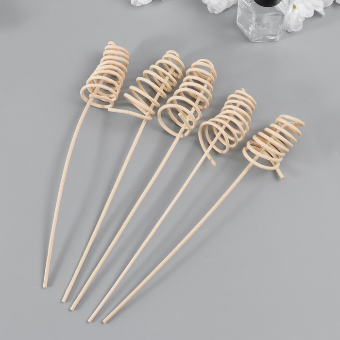 Палочка для аромадиффузора из ротанга "Спираль в форме конуса" натуральная 25 см (5 шт.) 
Палочка для аромадиффузора из ротанга "Спираль в форме конуса" натуральная 25 см (5 шт.)