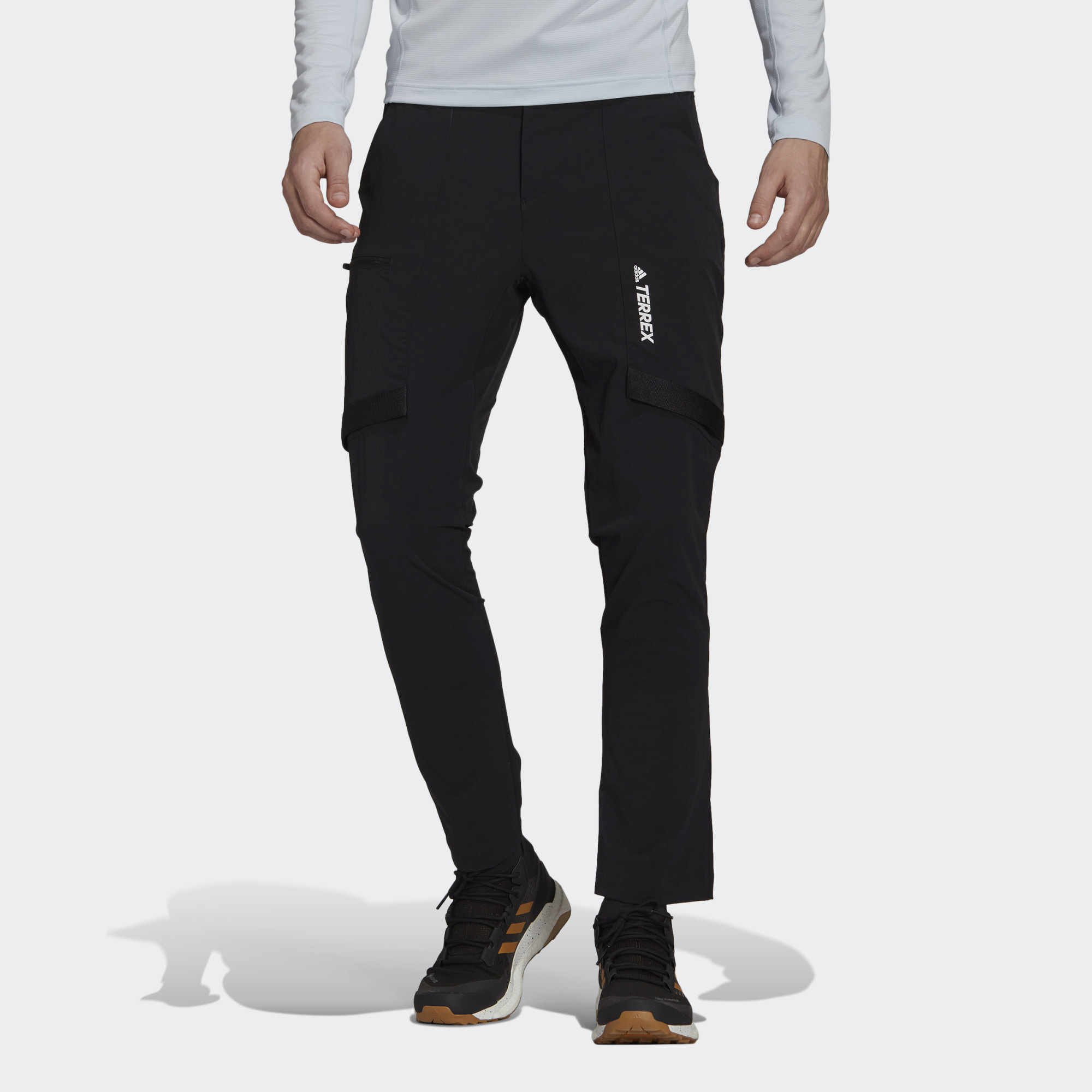 фото Спортивные брюки мужские adidas zupahike pants черные 50