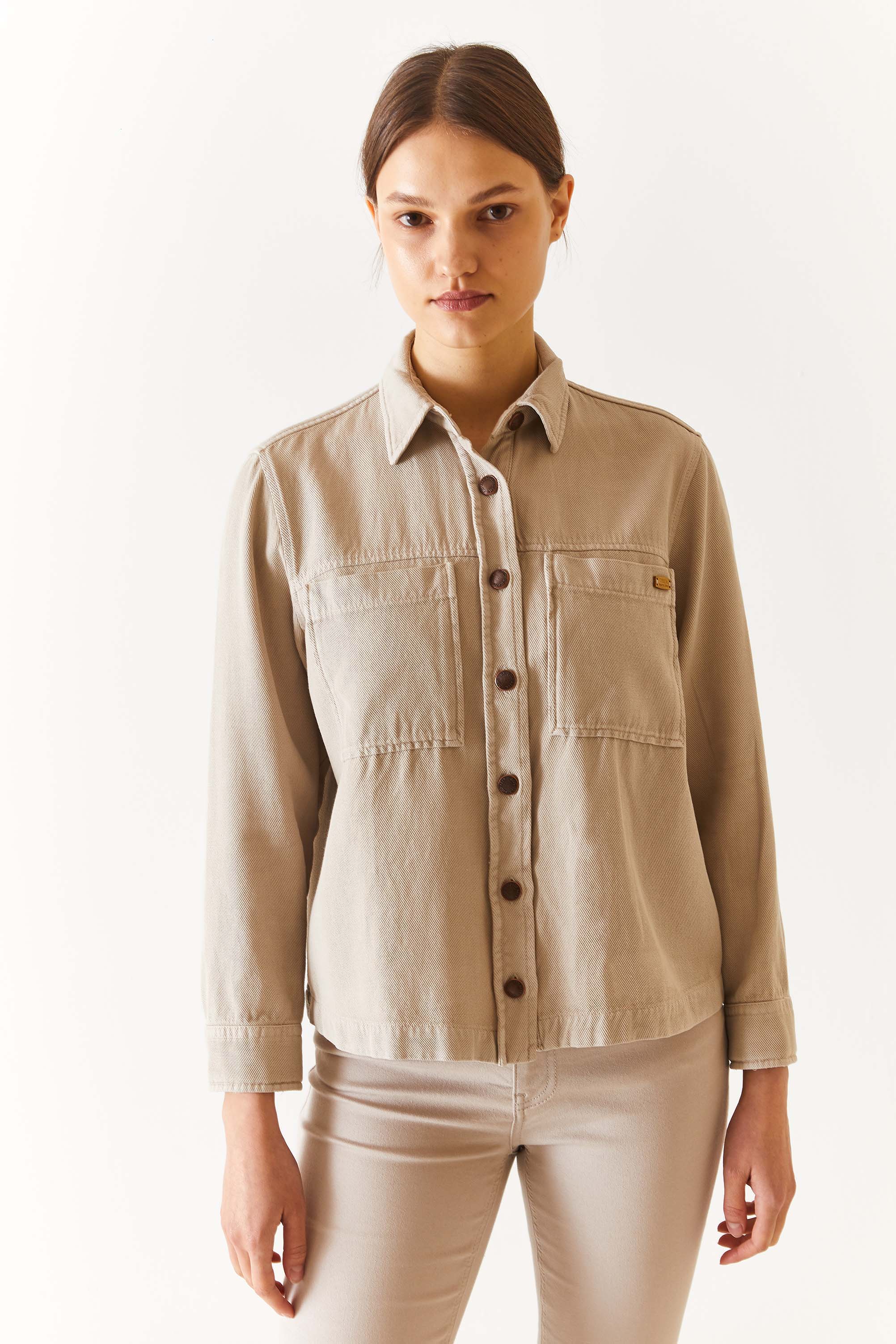 Рубашка женская U.S. POLO Assn. G082SZ0040TAMALI бежевая 40, Бежевый, G082SZ0040TAMALI
Рубашка женская U.S. POLO Assn. G082SZ0040TAMALI бежевая 40, Бежевый, G082SZ0040TAMALI