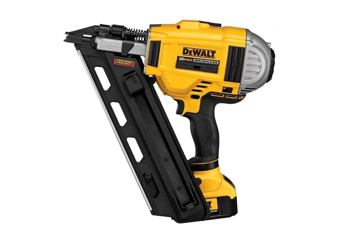 Степлер DeWalt DCN 692P2
Степлер DeWalt DCN 692P2
