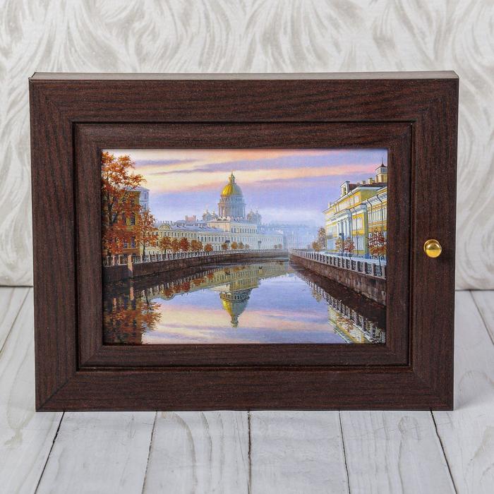 Ключница "Исаакиевский собор" венге 26х31 см МИКС 
Ключница "Исаакиевский собор" венге 26х31 см МИКС