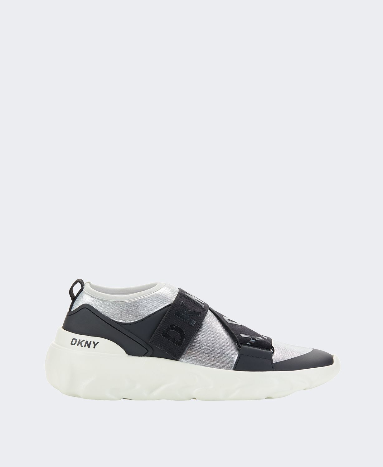 Низкие кроссовки женские DKNY K2902738/SIB9.5 серебристые 9.5, K2902738/SIB9.5
Низкие кроссовки женские DKNY K2902738/SIB9.5 серебристые 9.5, K2902738/SIB9.5