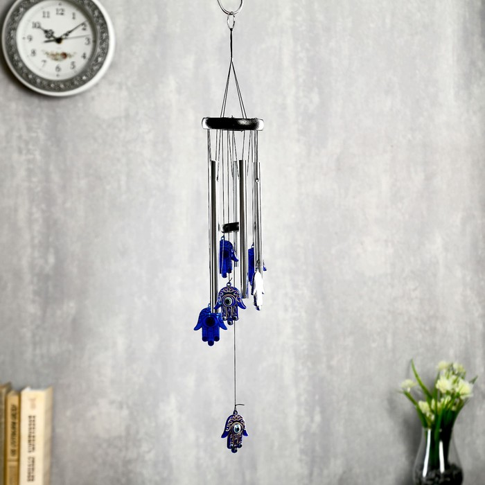 Музыка ветра металл, пластик "Ладонь с талисманом" 5 трубок 6 рук 50х8,5х8,5 см, Синий 
Музыка ветра металл, пластик "Ладонь с талисманом" 5 трубок 6 рук 50х8,5х8,5 см, Синий