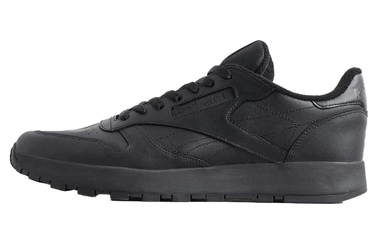 Кроссовки унисекс Reebok Maison Margiela x Classic Leather черные 39 EU, Черный, Maison Margiela x Classic Leather
Кроссовки унисекс Reebok Maison Margiela x Classic Leather черные 39 EU, Черный, Maison Margiela x Classic Leather
