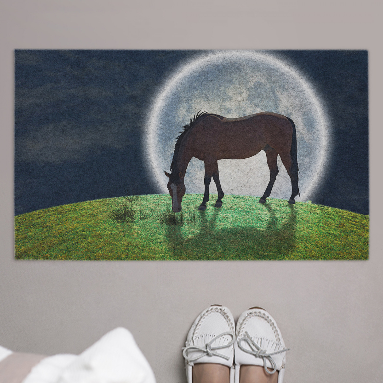 фото Придверный коврик joyarty "лошадь на гору в полнолуние" резиновая основа 75x45 см