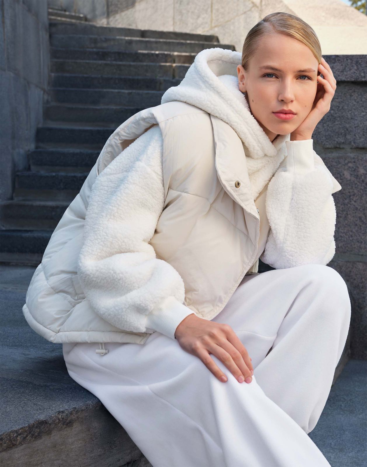 Утепленный жилет женский Gloria Jeans GOW004073 молочный S-M/170, Бежевый, GOW004073
Утепленный жилет женский Gloria Jeans GOW004073 молочный S-M/170, Бежевый, GOW004073