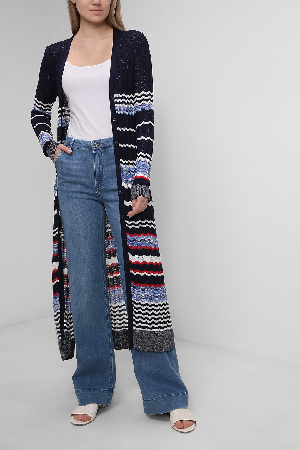 Кардиган женский Desigual 991EE2B308 синий XL, 991EE2B308
Кардиган женский Desigual 991EE2B308 синий XL, 991EE2B308