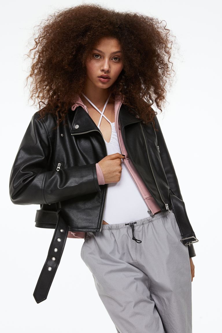 Кожаная куртка женская H&M 1128248001 черная L (доставка из-за рубежа), 1128248001
Кожаная куртка женская H&M 1128248001 черная L (доставка из-за рубежа), 1128248001