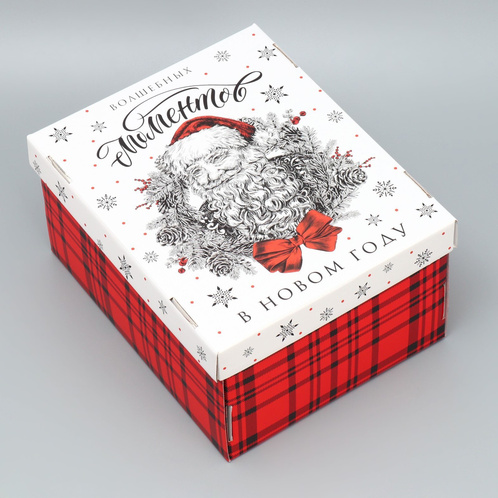 Коробка подарочная Дарите Счастье Волшебных моментов 31.2 х 25.6 х 16.1 см, Красный;белый 
Коробка подарочная Дарите Счастье Волшебных моментов 31.2 х 25.6 х 16.1 см, Красный;белый