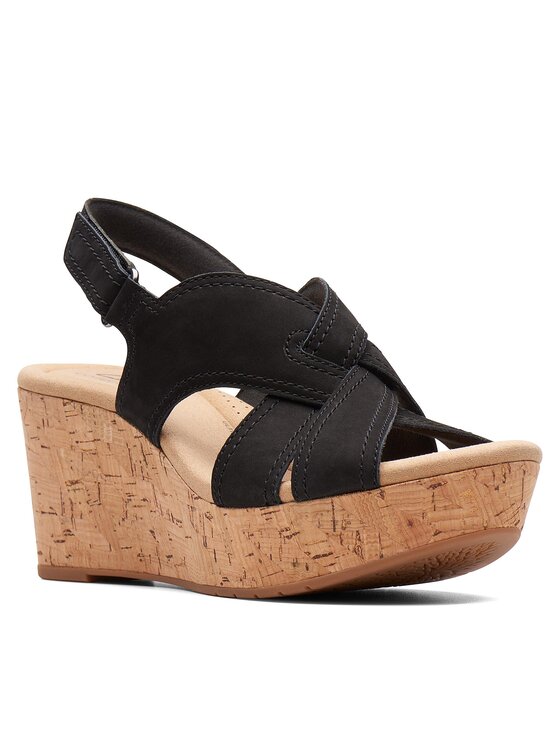 Босоножки женские Clarks Rose Erin 26171307 черные 37 EU, Черный, Rose Erin 26171307
Босоножки женские Clarks Rose Erin 26171307 черные 37 EU, Черный, Rose Erin 26171307
