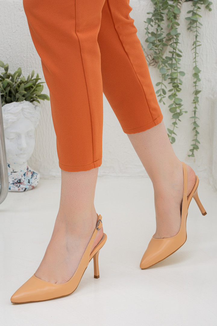 Туфли женские Lio Shoes LioS-7Y8XHE3BBM бежевые 37 EU (доставка из-за рубежа), LioS-7Y8XHE3BBM
Туфли женские Lio Shoes LioS-7Y8XHE3BBM бежевые 37 EU (доставка из-за рубежа), LioS-7Y8XHE3BBM