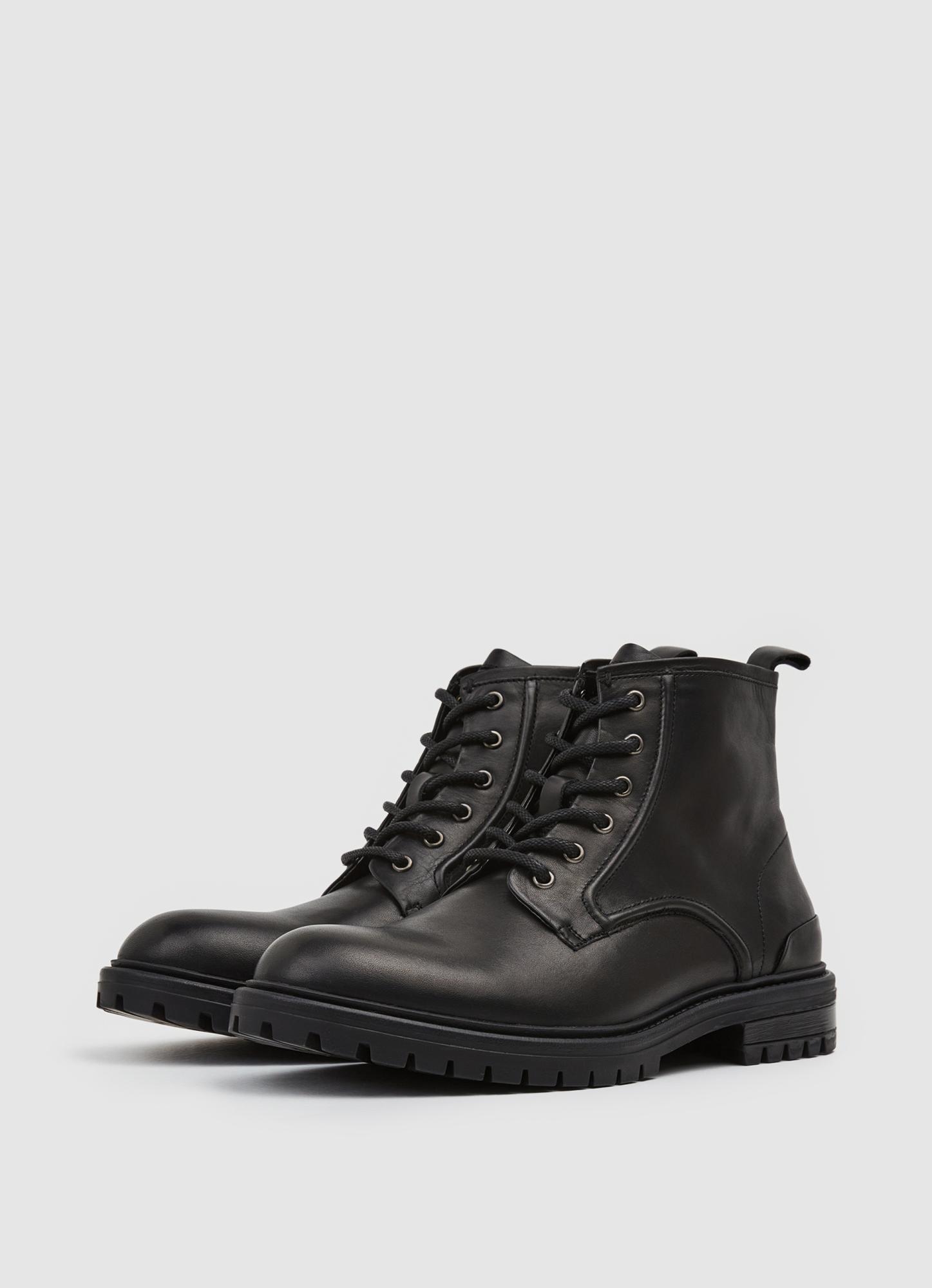 Ботинки мужские Pepe Jeans London NED BOOT RELIEF PMS50223 черные 44 EU, Черный, NED BOOT RELIEF PMS50223
Ботинки мужские Pepe Jeans London NED BOOT RELIEF PMS50223 черные 44 EU, Черный, NED BOOT RELIEF PMS50223