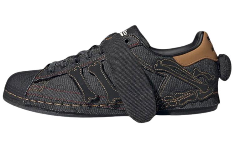 Кеды унисекс Adidas melting sadness x adidas originals Superstar черные 42 EU, Черный, melting sadness x adidas originals Superstar
Кеды унисекс Adidas melting sadness x adidas originals Superstar черные 42 EU, Черный, melting sadness x adidas originals Superstar