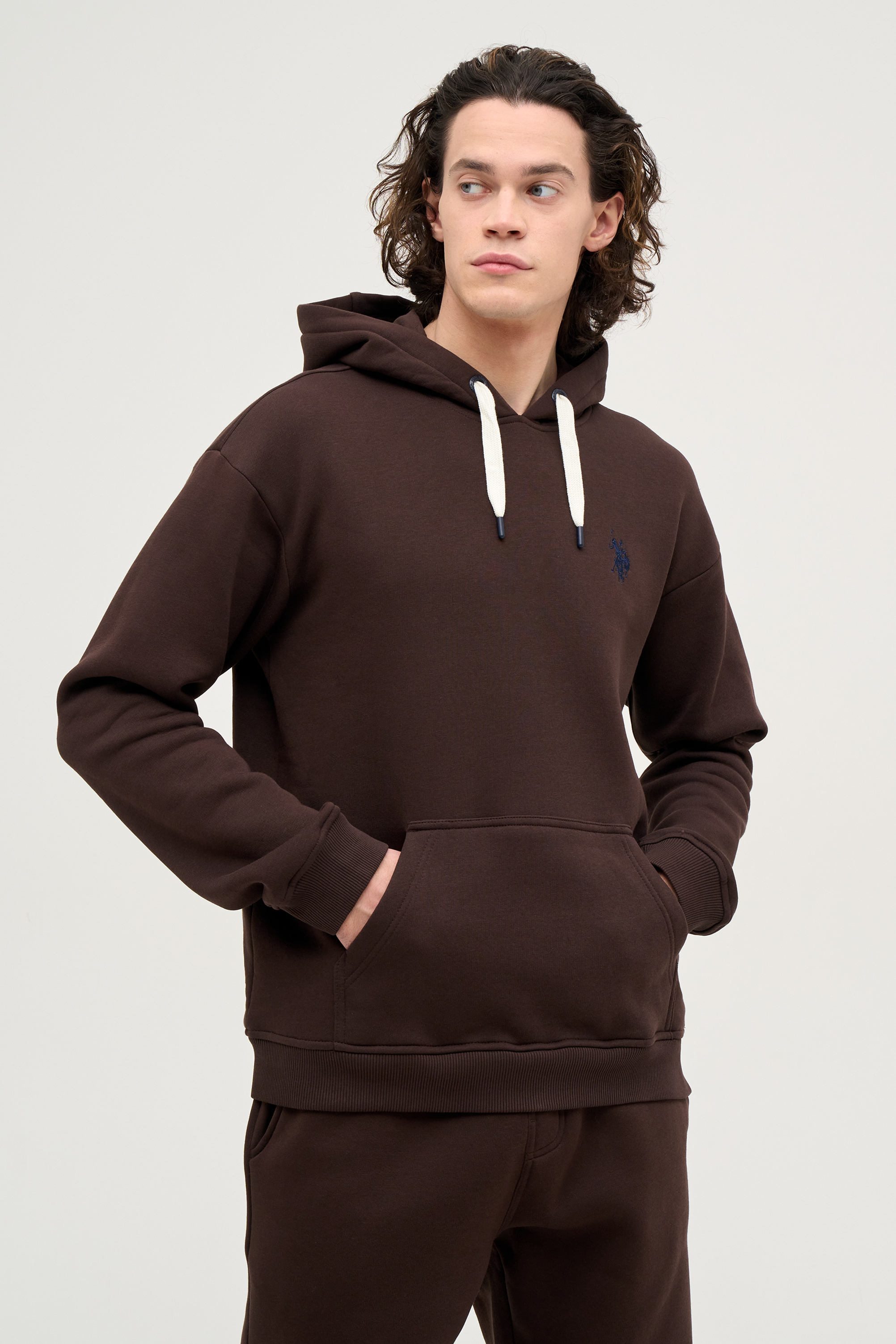 Худи мужское U.S. POLO Assn. G081SZ0820HODRESK023-R коричневое S, Коричневый, G081SZ0820HODRESK023-R
Худи мужское U.S. POLO Assn. G081SZ0820HODRESK023-R коричневое S, Коричневый, G081SZ0820HODRESK023-R