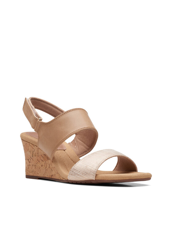 Босоножки женские Clarks Kyarra Faye 26171239 бежевые 41 EU, Бежевый, Kyarra Faye 26171239
Босоножки женские Clarks Kyarra Faye 26171239 бежевые 41 EU, Бежевый, Kyarra Faye 26171239