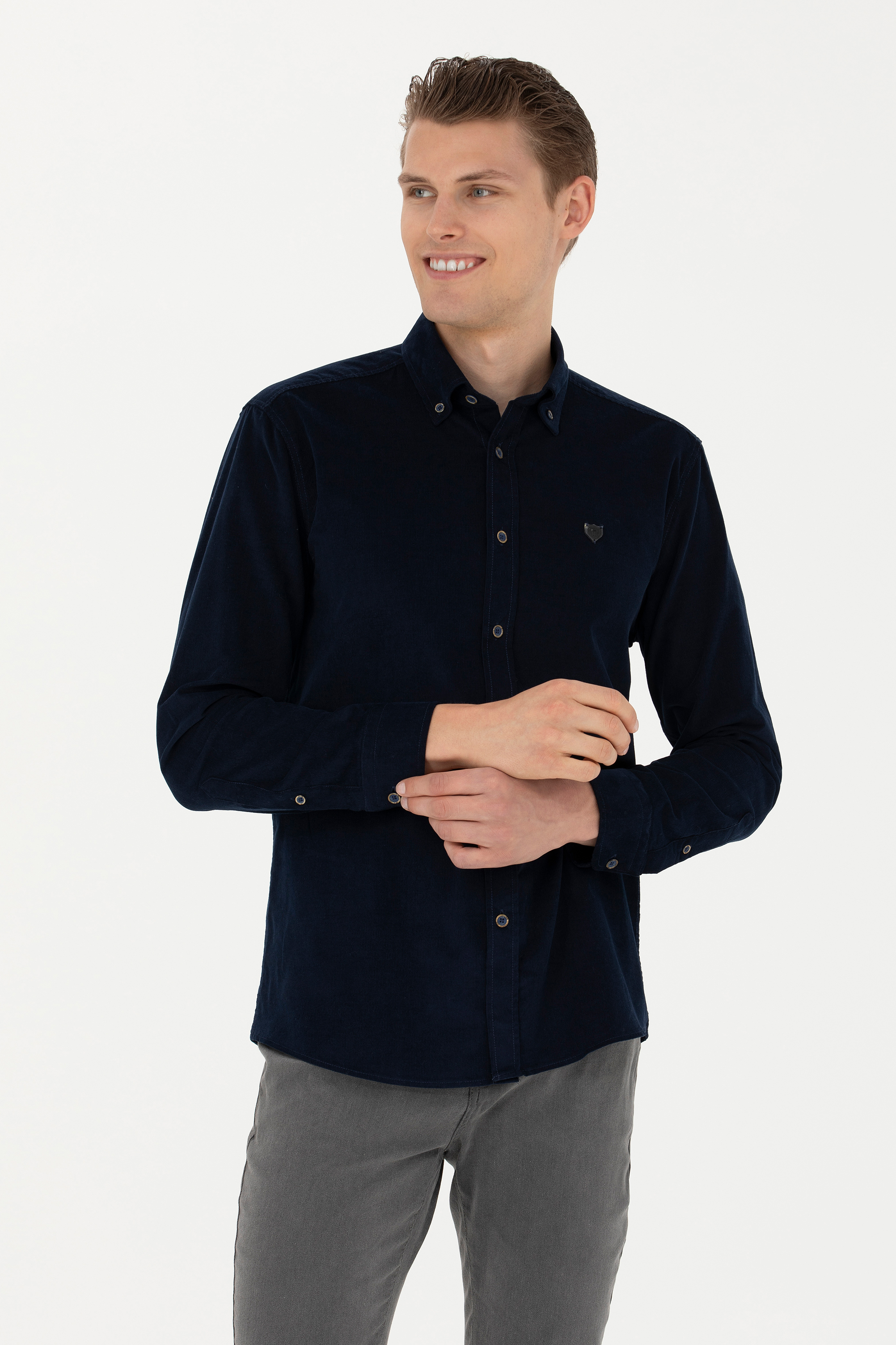 Рубашка мужская U.S. POLO Assn. G081SZ0040DORSTEN023K синяя L, Синий, G081SZ0040DORSTEN023K
Рубашка мужская U.S. POLO Assn. G081SZ0040DORSTEN023K синяя L, Синий, G081SZ0040DORSTEN023K