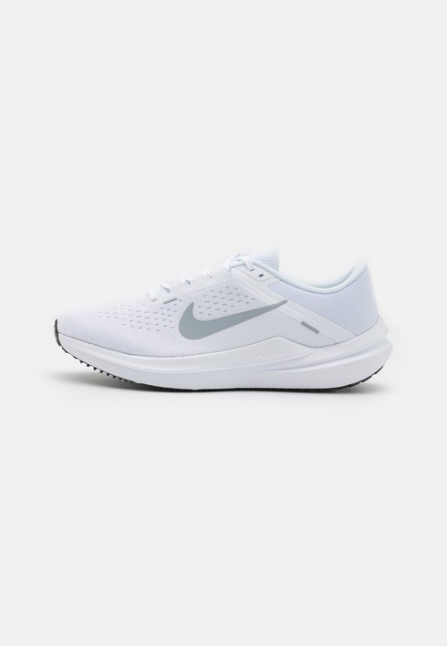 Кроссовки мужские Nike Air Winflo 10 белые 47.5 EU (доставка из-за рубежа), Белый, Air Winflo 10
Кроссовки мужские Nike Air Winflo 10 белые 47.5 EU (доставка из-за рубежа), Белый, Air Winflo 10