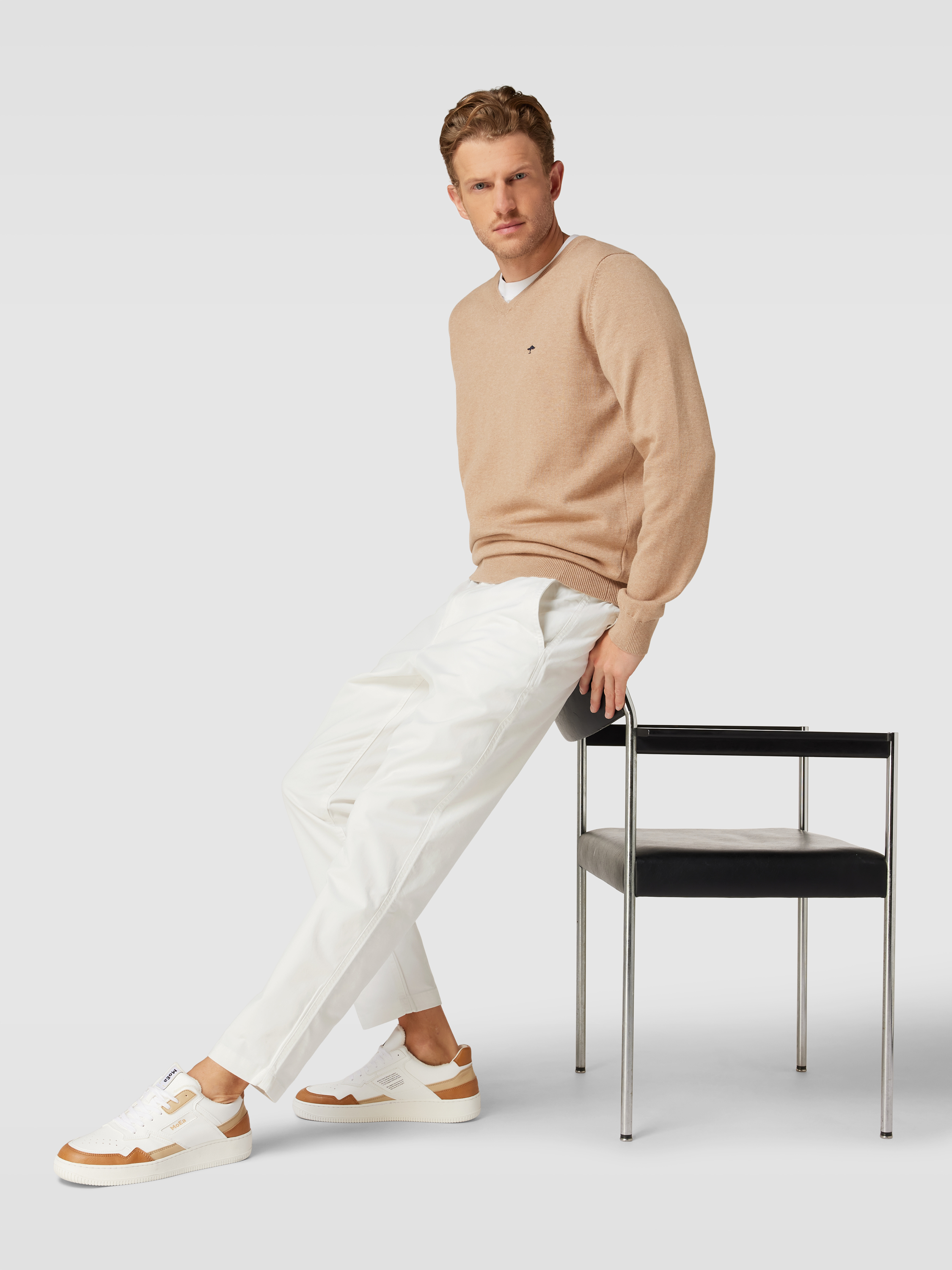 Брюки мужские Polo Ralph Lauren 1812911 белые 2XL доставка из-за рубежа, Белый, 1812911
Брюки мужские Polo Ralph Lauren 1812911 белые 2XL доставка из-за рубежа, Белый, 1812911