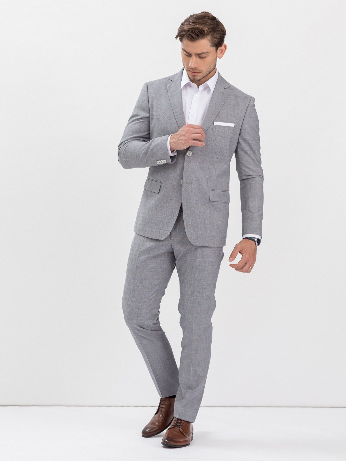 Костюм мужской Marc De Cler Ks 2190-24546-Grey-176 серый 56 RU, Ks 2190-24546-Grey-176
Костюм мужской Marc De Cler Ks 2190-24546-Grey-176 серый 56 RU, Ks 2190-24546-Grey-176