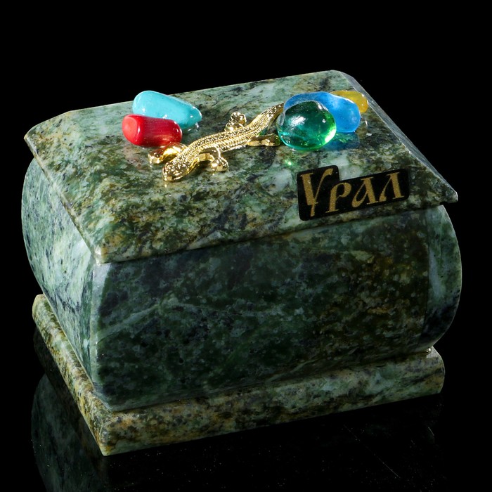 Шкатулка "Урал" прямоугольная, змеевик, с декоративным камнем, 7,5х5,5х5,5 см Sima-Land, Зеленый
Шкатулка "Урал" прямоугольная, змеевик, с декоративным камнем, 7,5х5,5х5,5 см Sima-Land, Зеленый