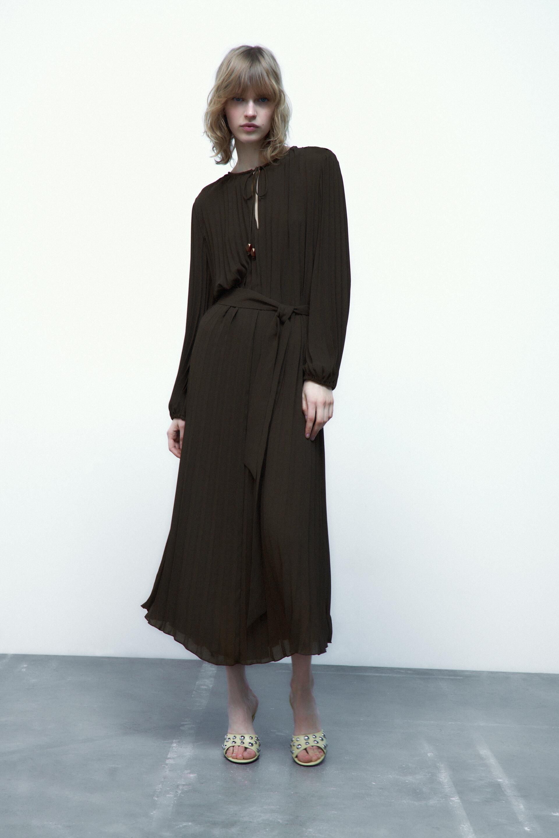 Платье женское ZARA 04222241 коричневое M (доставка из-за рубежа), Коричневый, 04222241
Платье женское ZARA 04222241 коричневое M (доставка из-за рубежа), Коричневый, 04222241